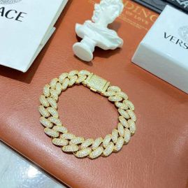 Picture of Versace Bracelet _SKUVersacebracelet12cly1916728